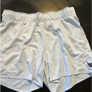 Women’s size small Nike white/black shorts